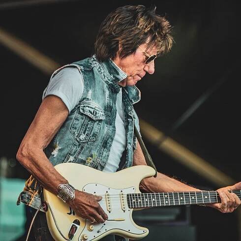 Jeff Beck, a giant of rock guitar, dies at 78