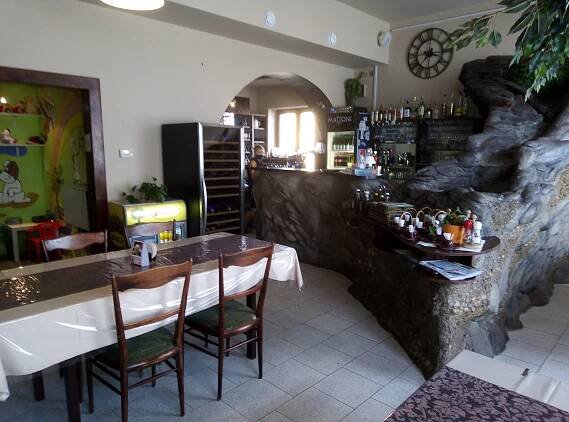 RESTAURACE A HOTEL JORDÁNEK - Vávra interiéry