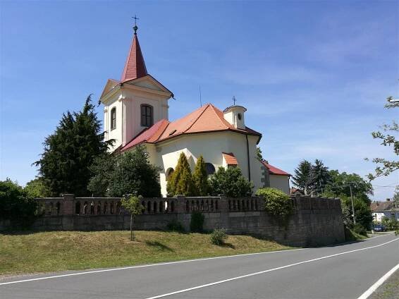 Všestary - Cestujemepocr.cz