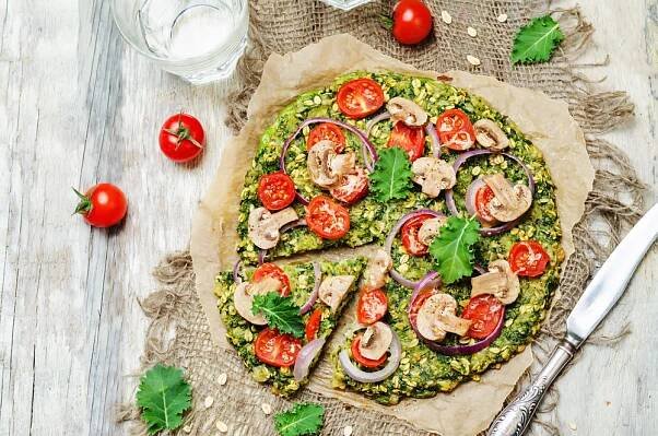 OVESNÁ PIZZA