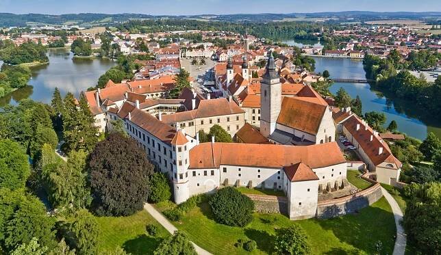 Pohádkový zámek Telč. Poklad moravské renesance je po rekonstrukci otevřený celoročně 