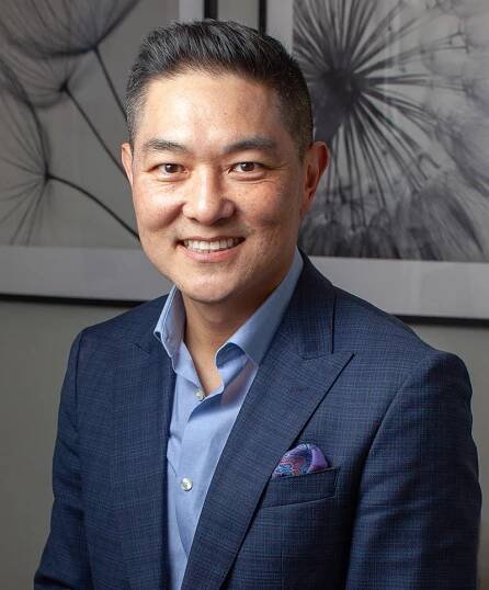 Dr Calvin Lee