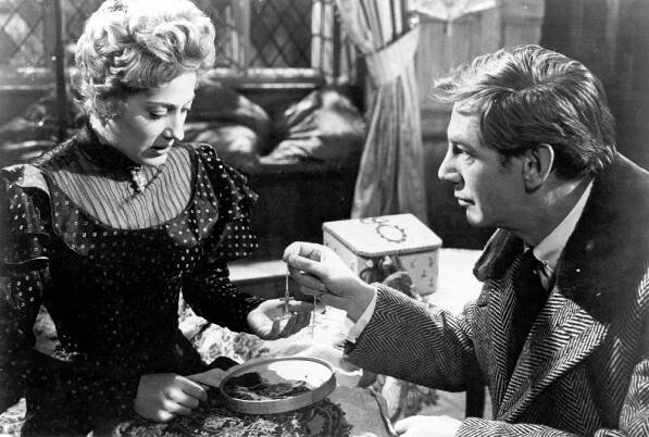 Melissa Stribling, Michael Gough - Dracula - Z filmu