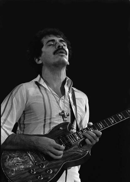 File:Carlos Santana-2 1978 by Chris Hakkens.jpg - Wikimedia Commons
