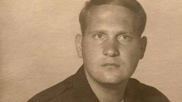 Byl otec i zrůda. Expolicista řádil roky, k dopadení pomohl až netradiční postup