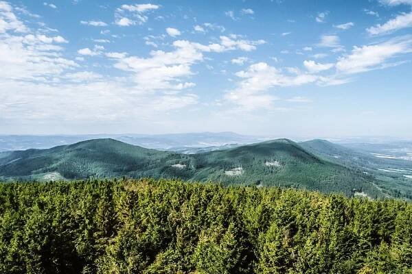 Velký Javorník turistika a výlety Beskydy