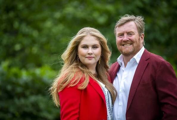 Nizozemská princezna Amalia má průšvih: Party navzdory covidu!