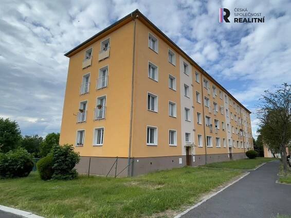 Nabízíme k pronájmu byt 3+1 po celkové rekonstrukci – Česká Společnost Realitní