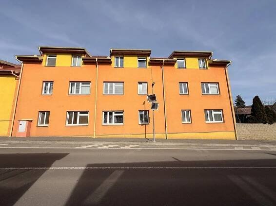 Pronájem bytu 2+kk 41 m², Hlavní, Jinočany, Středočeský kraj