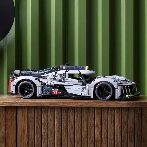 Novinka v LEGO Technic 2023: Peugeot 42156X9 8h Le Mans Hybrid Hypercar set 24 je online v obchode