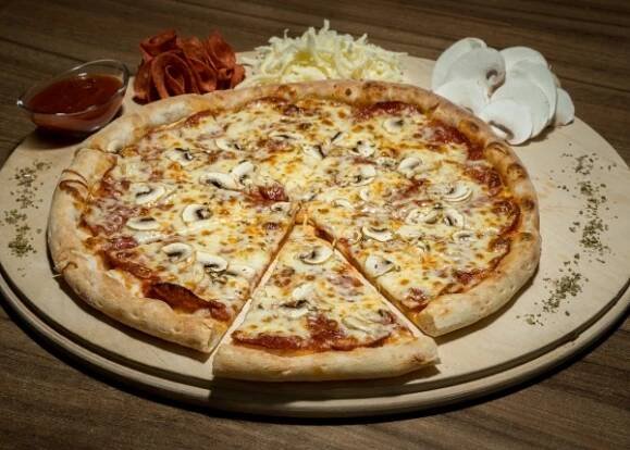 Naše nabídka – Pizza Express Hradec Králové – rozvoz pizzy zdarma