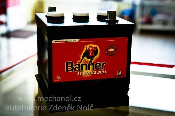 autobaterie banner starting bull