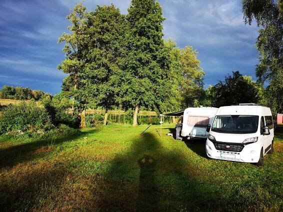Autokemp Valcha Zavlekov - Kemp, stellplatz, stpl - Caravan24.cz