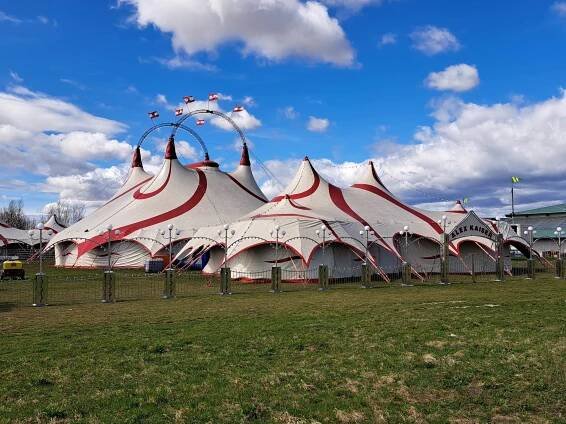 2023-04-01 – Cirkus Alex Kaiser – St.Pölten (AT) – Cirkusoviny.cz