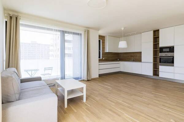 Nekvasilova, Praha 8, byt 2+kk na pronájem | Lexxus.cz