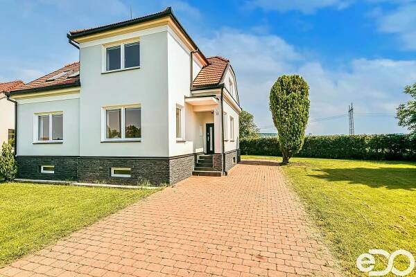 Samostatně stojící RD po rozsáhlé rekonstrukci Troubsko u Brna | Reality.iDNES.cz 