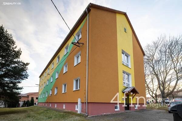Prodej Byt 1+kk, V Rybníčkách, Tlučná