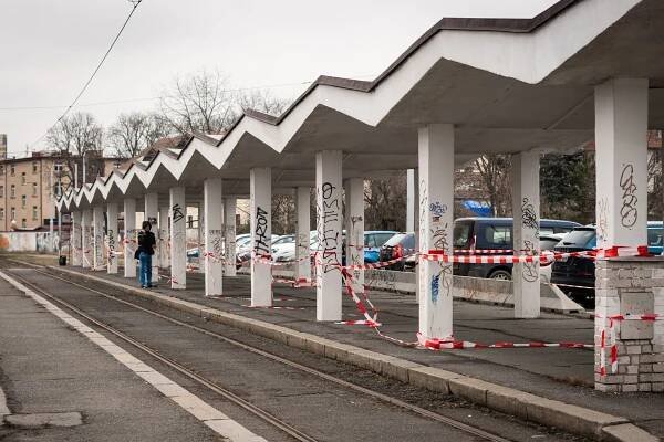 Přístřešky na nádraží Braník si zaslouží zachovat - PRAHA SOBĚ