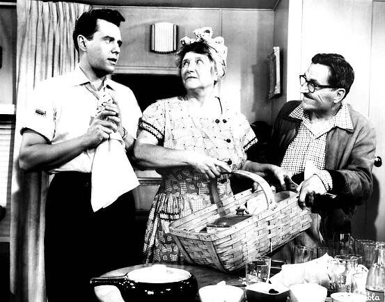 THE LONG, LONG TRAILER, from left, Desi Arnaz, Marjorie Main, Howard McNear, 1954