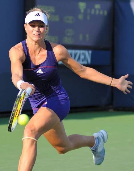 Soubor:Maria Kirilenko at the 2010 US Open 02.jpg – Wikipedie