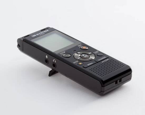 Diktafon OM SYSTEM WS-883 černá barva
