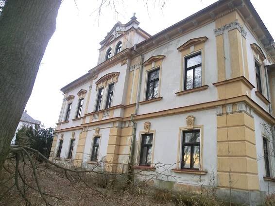 Studenec (zámek)