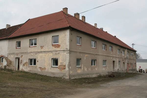 Soubor:Bujanov-Skoronice 1 statek (4983).jpg