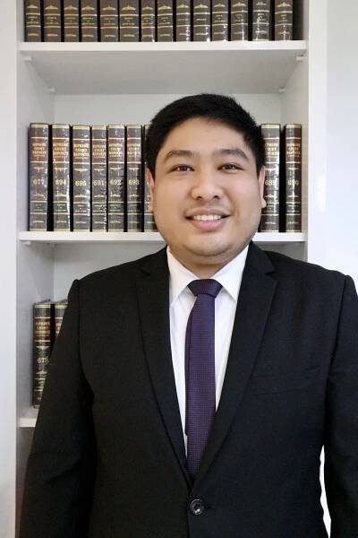 Senior Associate – Calleja Law