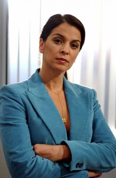 Zákon a pořádek: Porota - The Abominable Showman - Promo - Annabella Sciorra