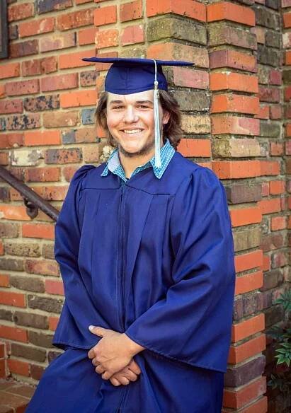 2022 Yearbook - SCH Graduates