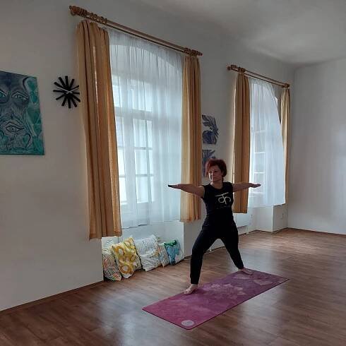 Lekce jógy - Kosmetický salon IN
