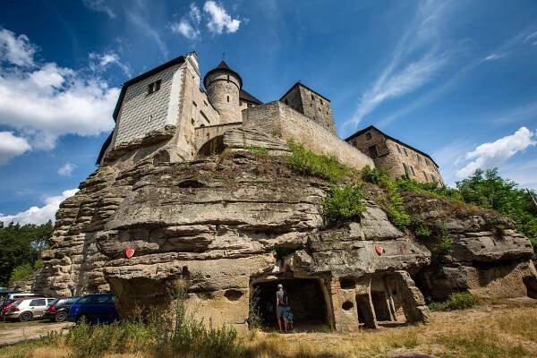 Vzácné objevy archeologů. Na Kosti našli varnu piva, v Kopidlně řadu artefaktů