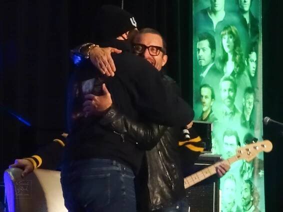 Mark Pellegrino Alex Calvert and Rob Benedict Hug Supernatural Convention Vancouver Oct 2022