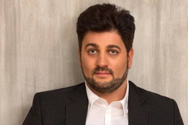 Yusif Eyvazov jako Andrea Chénier v pražském Národním divadle