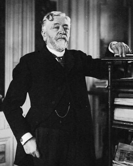 File:Gustave Eiffel 1910.jpg