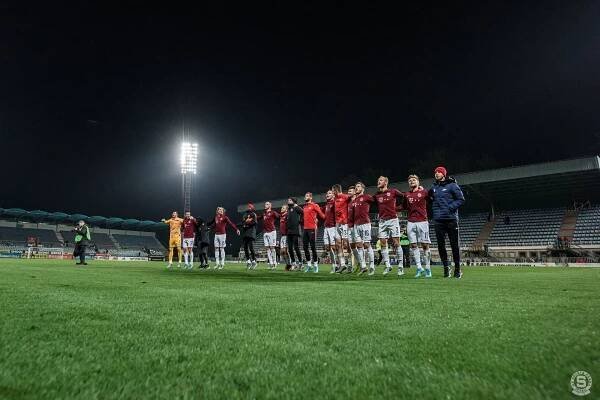 V MOL Cupu postupujeme do čtvrtfinále | sparta.cz