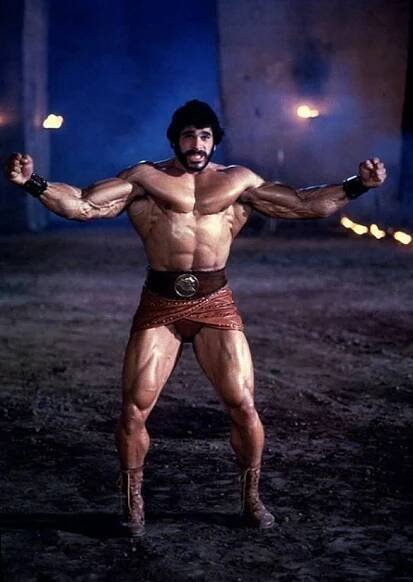 Legendární Hulk se po 43 letech rozvádí: Manželka trpící demencí přišla s drsným obviněním!