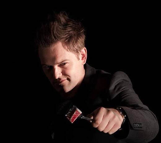 Tom Wright Magician | Close Up & Stage Magic | Yorkshire 