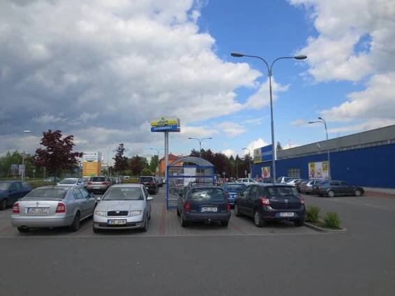 Albert hypermarket Hranice :: U Albertu
