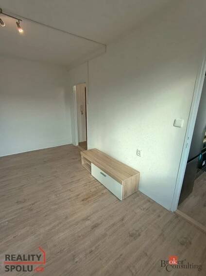 Pronájem bytu 1+1, 21 m² v Mostě - REALCITY.cz 