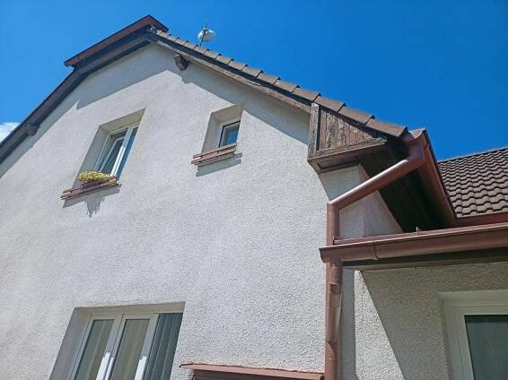 Co udělat dříve ... Podbití nebo zateplení fasády - Rekonstrukce starého domu | Modrastrecha.cz