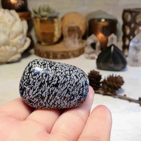 Obsidián vločkový - tromlovaný kámen z Utahu A. 48 g