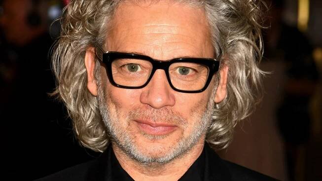 Dexter Fletcher – Apology...