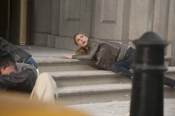 Pomsta - Truth: Part 1 - Z filmu - Emily VanCamp