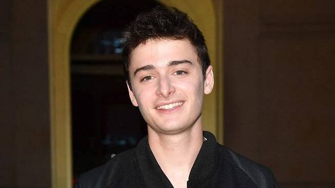 Nečekaný coming out: Herec ze seriálu Stranger Things je gay - Super.cz