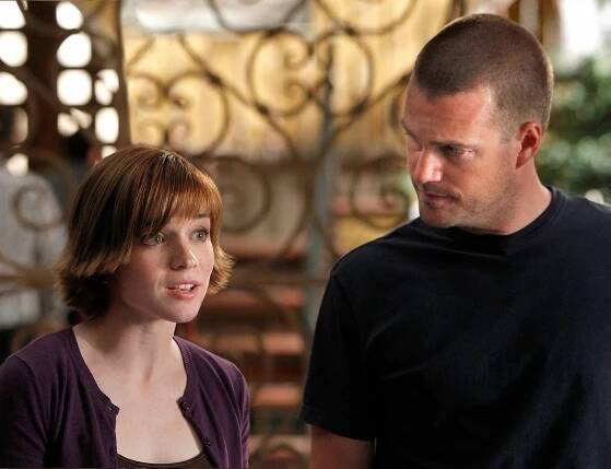 Námořní vyšetřovací služba L. A. - Podvodníci - Z filmu - Renée Felice Smith, Chris O'Donnell