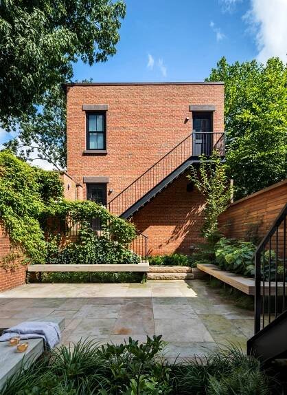Cobble Hill Rowhouse Carriage House