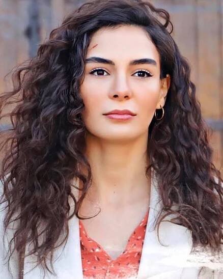 Ebru-Sahin