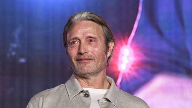 Mads Mikkelsen To Star In 'Sirius' From Lee Smith; Neon Launches Sales