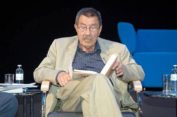 Ve věku 87 let zemřel držitel Nobelovy ceny za literaturu Günter Grass